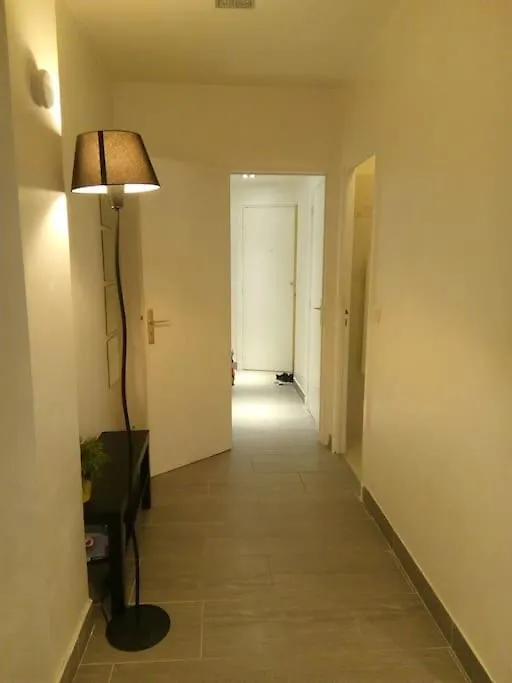Petit Cocon En Plein Coeur De Paris Apartment
